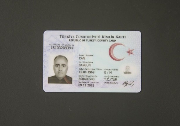 Foto - İşte yeni kimlik kartları 