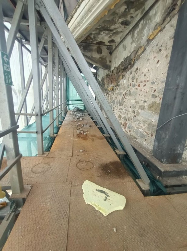 Foto - İşte yıkıldığı iddia edilen Kız Kulesi'nin son kareleri