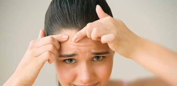 Foto - İşte yüzünüzde çıkan sivilcelerin anlamları