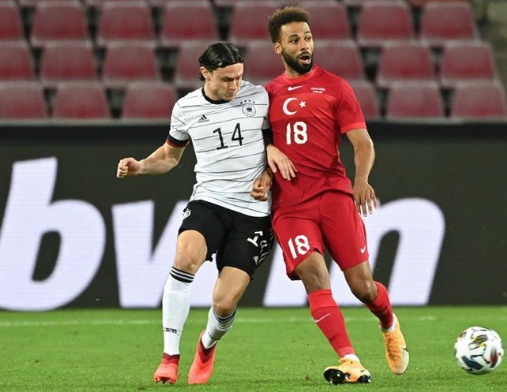 Foto - İstenmeyen adamdan yönetime skandal cevap: Takımdan ayrılmayacağım