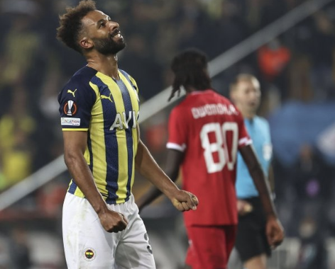 Foto - İstenmeyen adamdan yönetime skandal cevap: Takımdan ayrılmayacağım