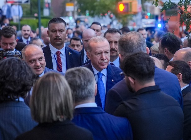 İstifa etmişti! New York'ta Erdoğan'ı bakın kim karşıladı!