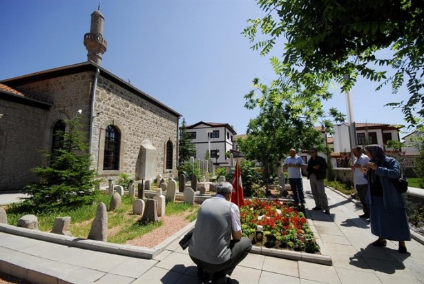 Foto - İstiklâl Marşımızın yazıldığı dergâh