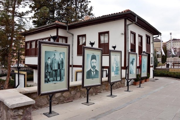 Foto - İstiklâl Marşımızın yazıldığı dergâh