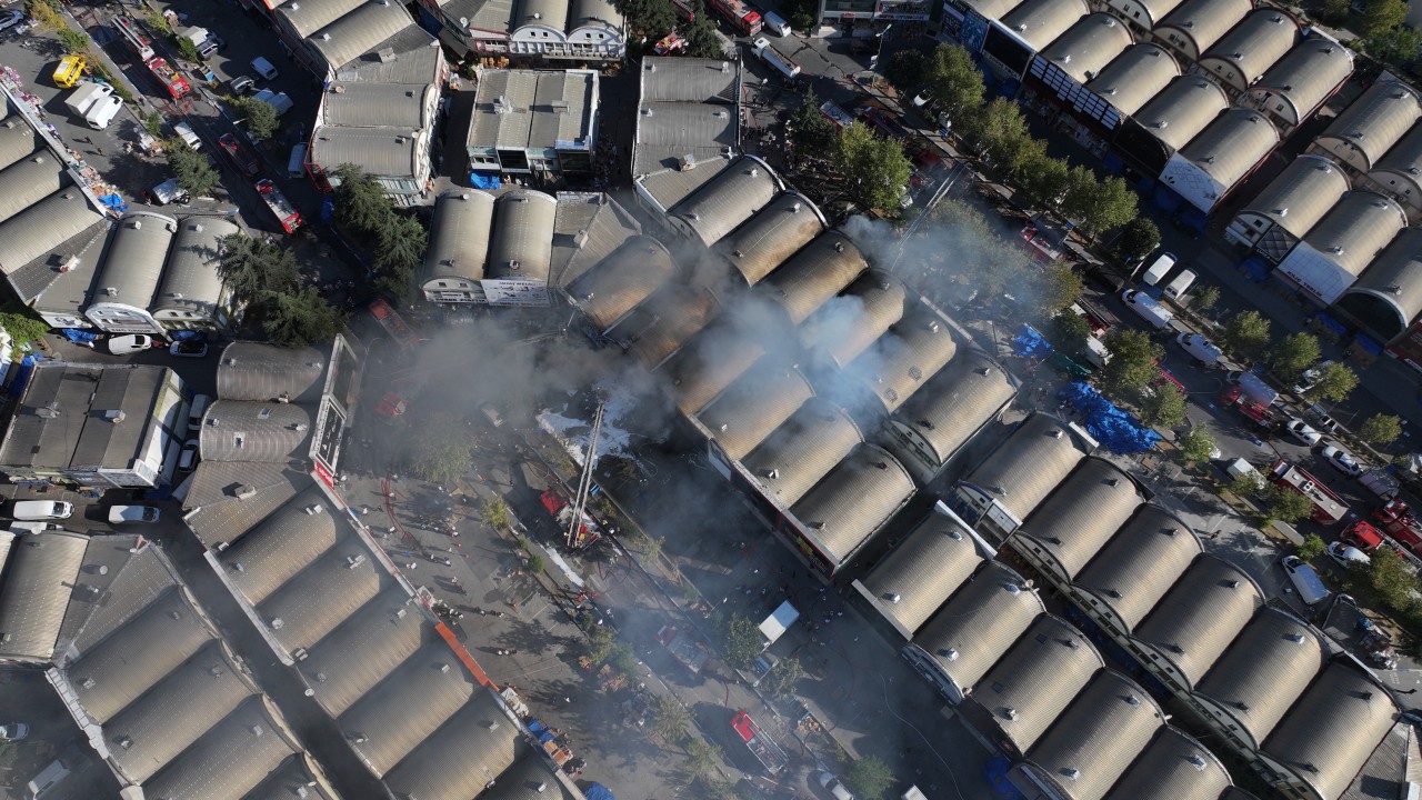 İSTOÇ'taki yangından feci görüntüler