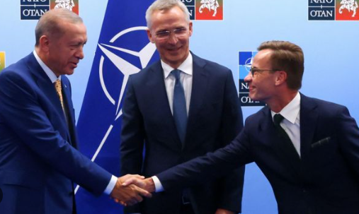 Foto - İsveç basınından öz eleştiri! 'Erdoğan onay verdi ama' diyerek duyurdular