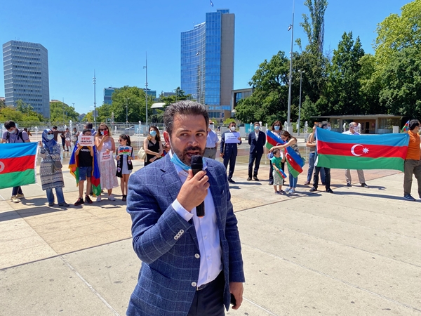 Foto - İsviçre'deki Türklerden Ermenistan'a net mesaj: Savaşmaya hazırız