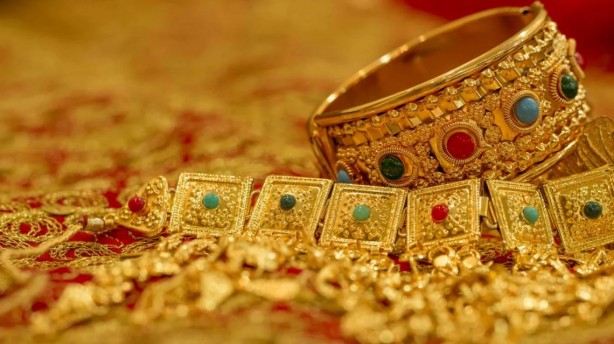 Foto - İsviçreli banka devi UBS altın fiyatı tahminini güncelledi