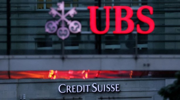 İsviçreli banka devi UBS altın fiyatı tahminini güncelledi