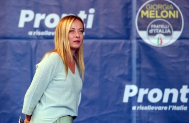 Foto - İtalya Başbakanı Meloni İslam'a olan kinini kustu