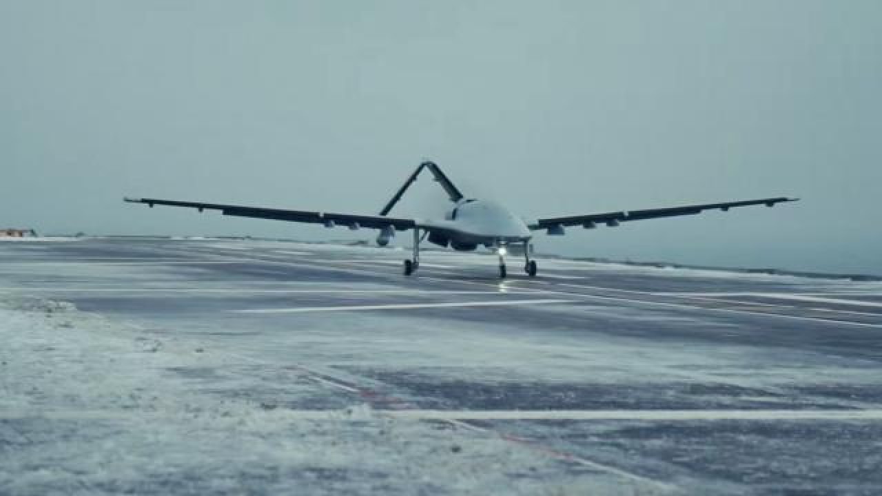 İtalya peşindeydi: Bayraktar TB3 SİHA vurdu