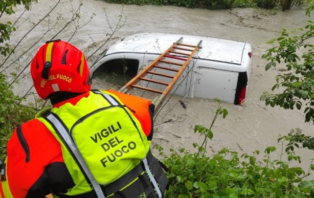 Foto - İtalya’da şiddetli yağış