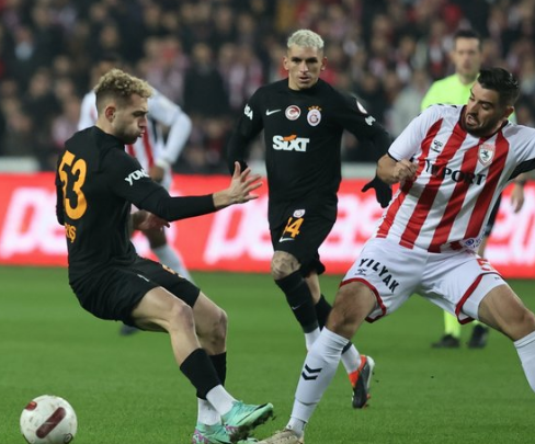 Foto - İtalya’dan beklenmedik "Barış Alper" kararı çıkabilir! Yine Montella devrede… Flaş talimat: Herkesi şaşkına çevirdi…