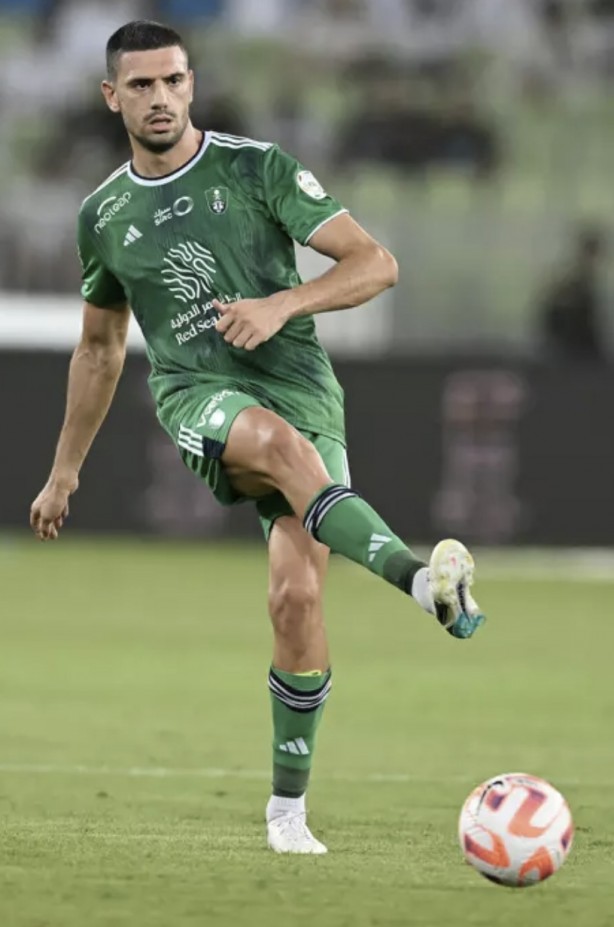 İtalyan basını resmen duyurdu… Yeni takımı belli oldu! Milli futbolcu Merih Demiral Suudi Arabistan ile bağı koparıyor!