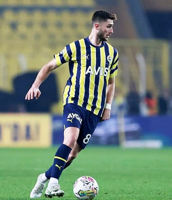 Foto - İtalyan devi harekete geçti... Fenerbahçe'nin top kesme canavarına talip oldular!