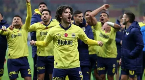 Foto - İtalyan gazeteci haberi duyurdu! Ferdi, Fenerbahçe'den haber bekliyor