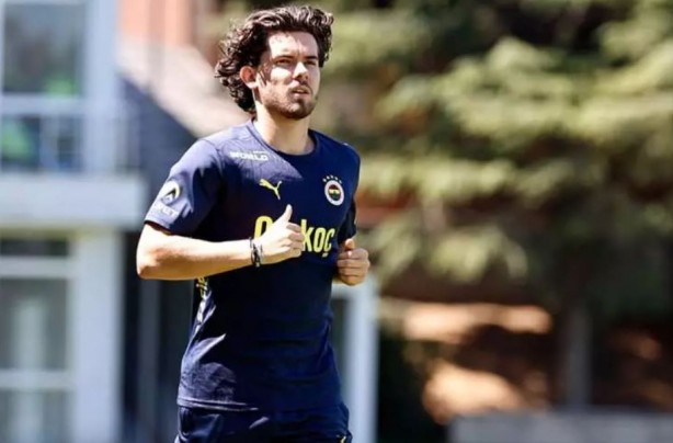 Foto - İtalyan gazeteci haberi duyurdu! Ferdi, Fenerbahçe'den haber bekliyor