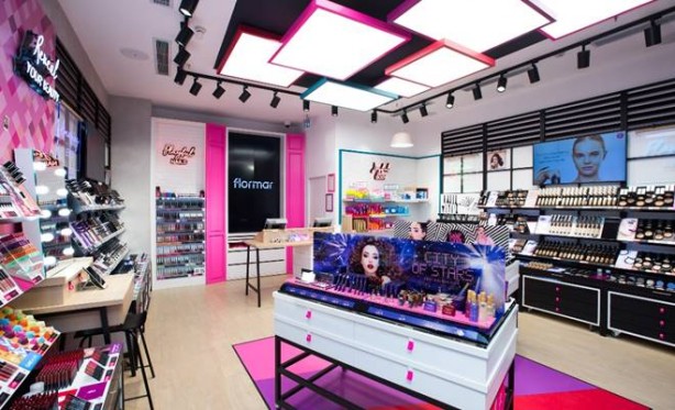 Foto - 'Millet aç, kriz var, öldük, bittik' diyenler bu haberi okusun! İtalyan kozmetik devi Türkiye olmasa batacakmış