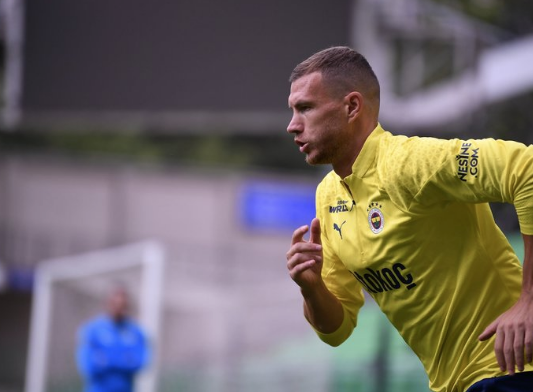 Foto - İtalyanlar kahrolacak! Fenerbahçeli Dzeko ortalığı fena karıştırdı...