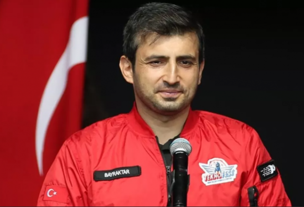 Foto - İtalyanlar Selçuk Bayraktar ile ilgili öngörüsünü 'Gelecekte olabilir' diyerek dünyaya ilan etti!