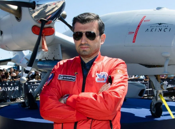 Foto - İtalyanlar Selçuk Bayraktar ile ilgili öngörüsünü 'Gelecekte olabilir' diyerek dünyaya ilan etti!