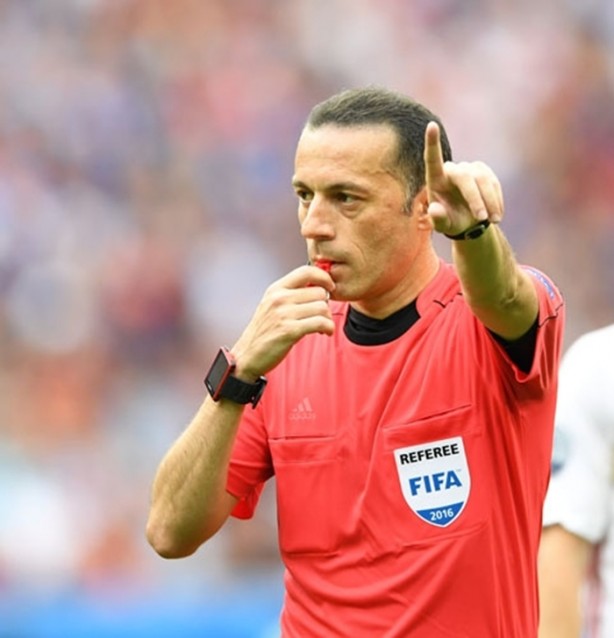 Foto - İtalyanlar'dan Cüneyt Çakır'a ağır sözler!