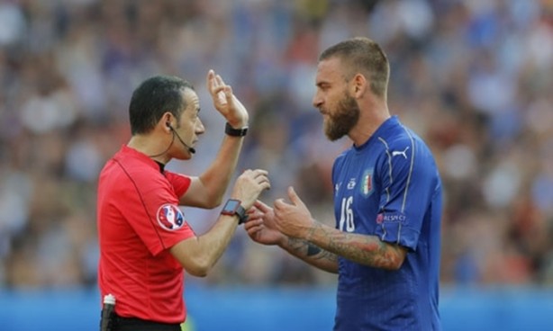 Foto - İtalyanlar'dan Cüneyt Çakır'a ağır sözler!