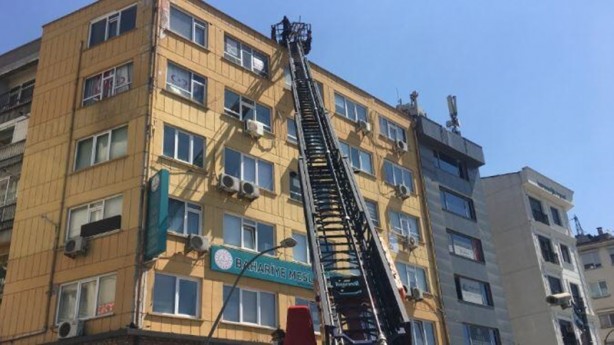 Foto - İtfaiye tatbikatı sırasında kaza! Ortalık savaş alanına döndü