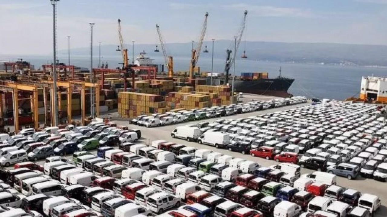 Foto - İthal otomobilde yeni düzenleme! Resmi gazetede yayınlandı!