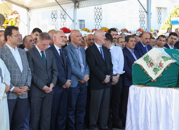 Foto - İTO Başkanı Şekib Avdagiç'in annesi son yolculuğuna uğurlandı