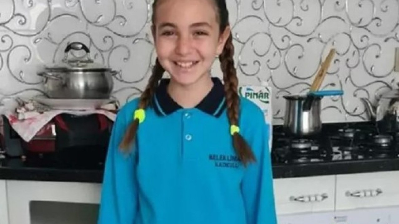 Foto - İtperestlerin yaptığına bakın: Küçük kızın mezarına alçak saldırı!