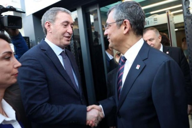 Foto - 'İttifak yok' diyorlar, biz de bunu yedik! DEM kritik ilde adayını çekti: CHP adayı desteklenecek