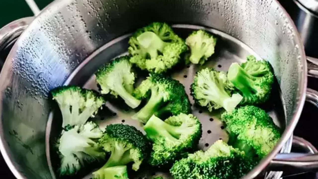 İyi gelmediği hastalık neredeyse yok! Brokoli, sadece yemeklere renk katmakla kalmaz, kansere karşı en etkili besin