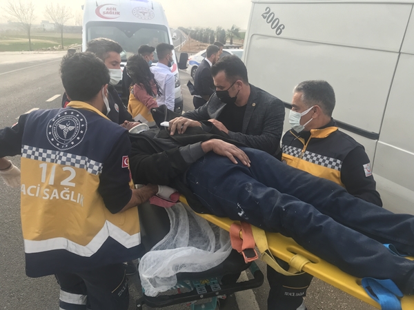 Foto - İYİ Parti konvoyunda kaza: Yaralılar var