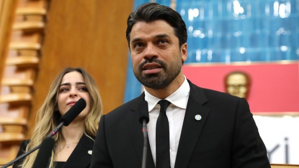 Foto - İyi Parti'den istifa etmişti! Eski futbolcu Gökhan Zan’dan flaş hamle: Yazıklar olsun! Bunu hangi vicdanla, hangi merhametle, hangi insanlıkla söyleyebilirsin?