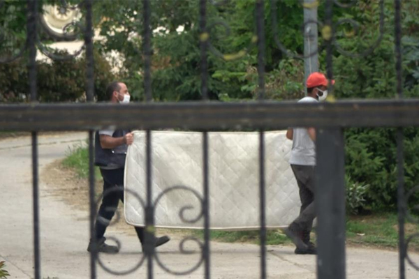 Foto - İYİ Partili Türkkan'ın kaçak çiftlik rezaleti! Tahliye başladı