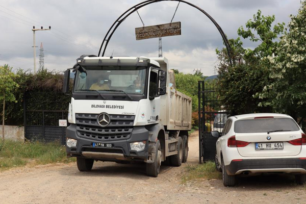 Foto - İYİ Partili Türkkan'ın kaçak çiftlik rezaleti! Tahliye başladı