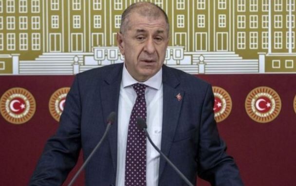 Foto - İYİ Parti'ye demediğini bırakmayan Ümit Özdağ'dan şoke eden adım