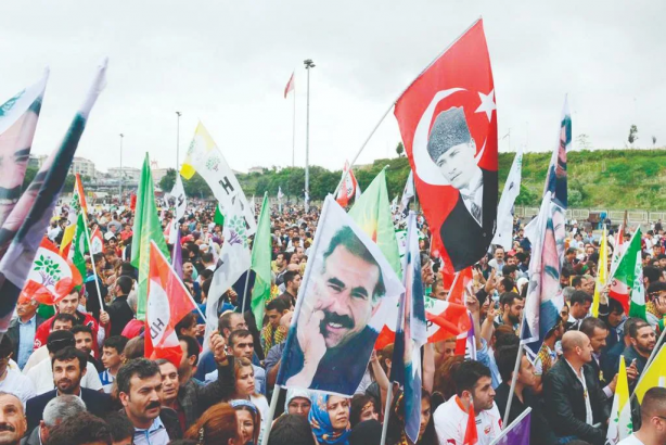 Foto - İYİ Parti'ye geçen Eşref Fakıbaba'nın şehrinde bomba anket
