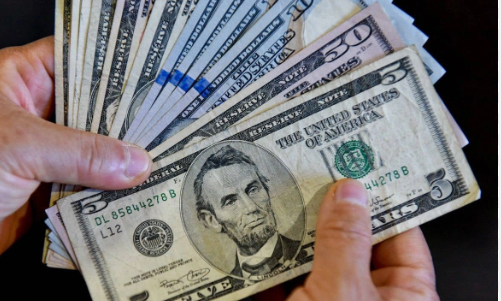 Foto - İyice şaşırdılar: Dolar kuru 27 lira birden değişecek