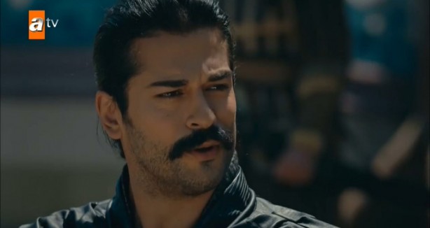 Foto - İzleyicilerin dikkatinden kaçmadı! Kuruluş Osman'da rahatsız eden detay