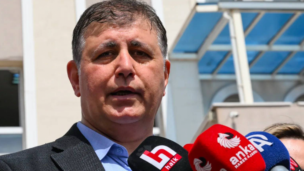 İzmir AK Parti'ye mi geçiyor? Cemil Tugay'dan nihayet açıklama geldi