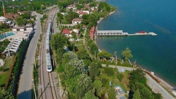Foto - İzmir depremi sonrası vatandaşlar bilgisayar başında! İşte herkesin araştırdığı harita
