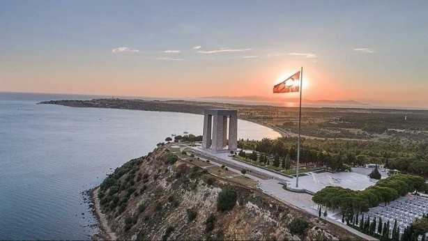 Foto - İzmir depremi sonrası vatandaşlar bilgisayar başında! İşte herkesin araştırdığı harita
