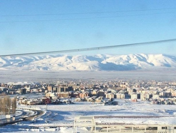 Foto - İzmir depremi sonrası vatandaşlar bilgisayar başında! İşte herkesin araştırdığı harita