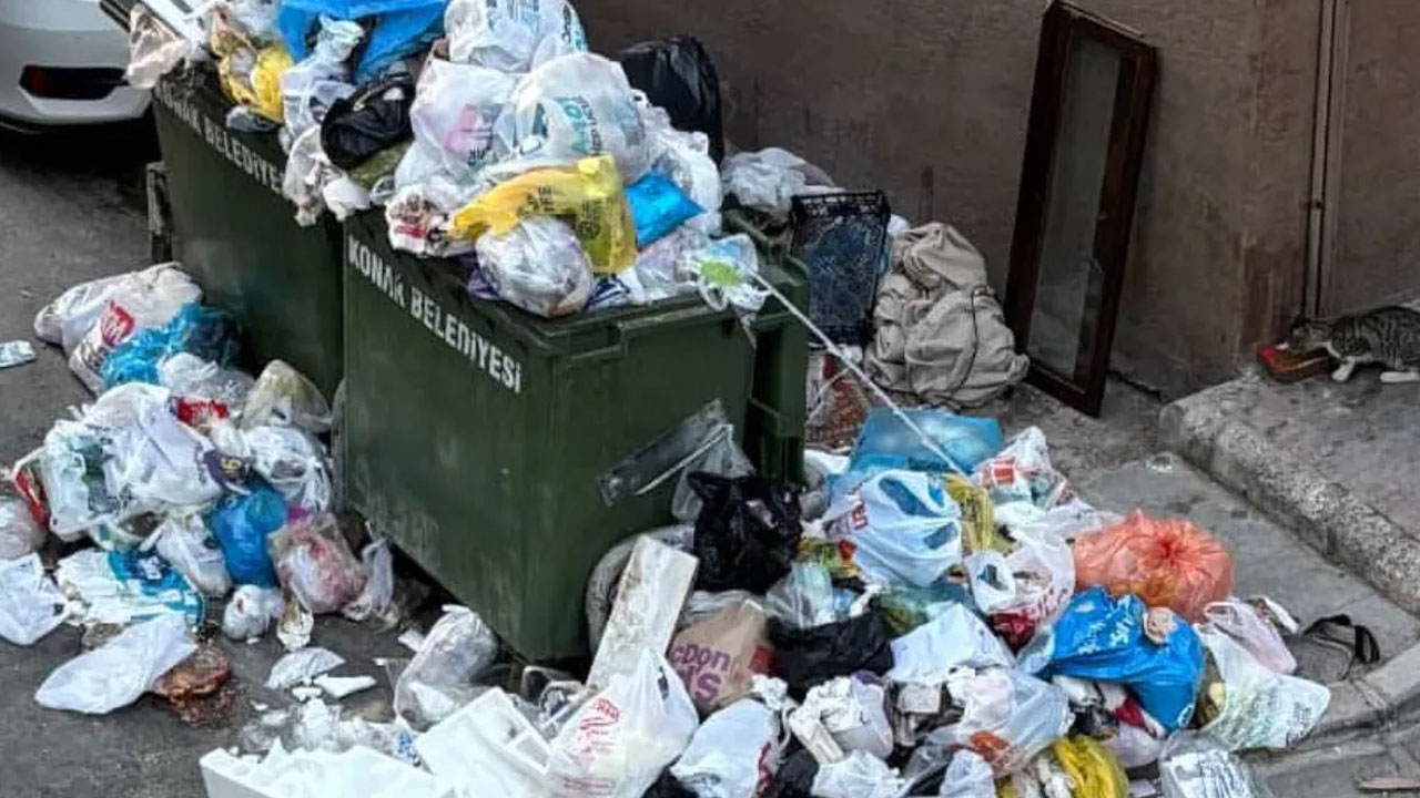 Foto - İzmir, Konak'ta mide bulandıran görüntüler