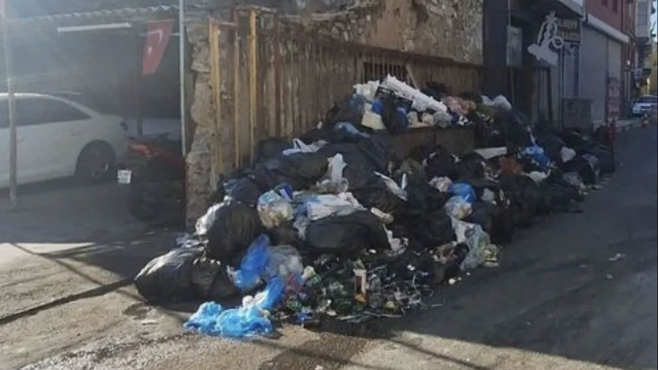 Foto - İzmir, Konak'ta mide bulandıran görüntüler