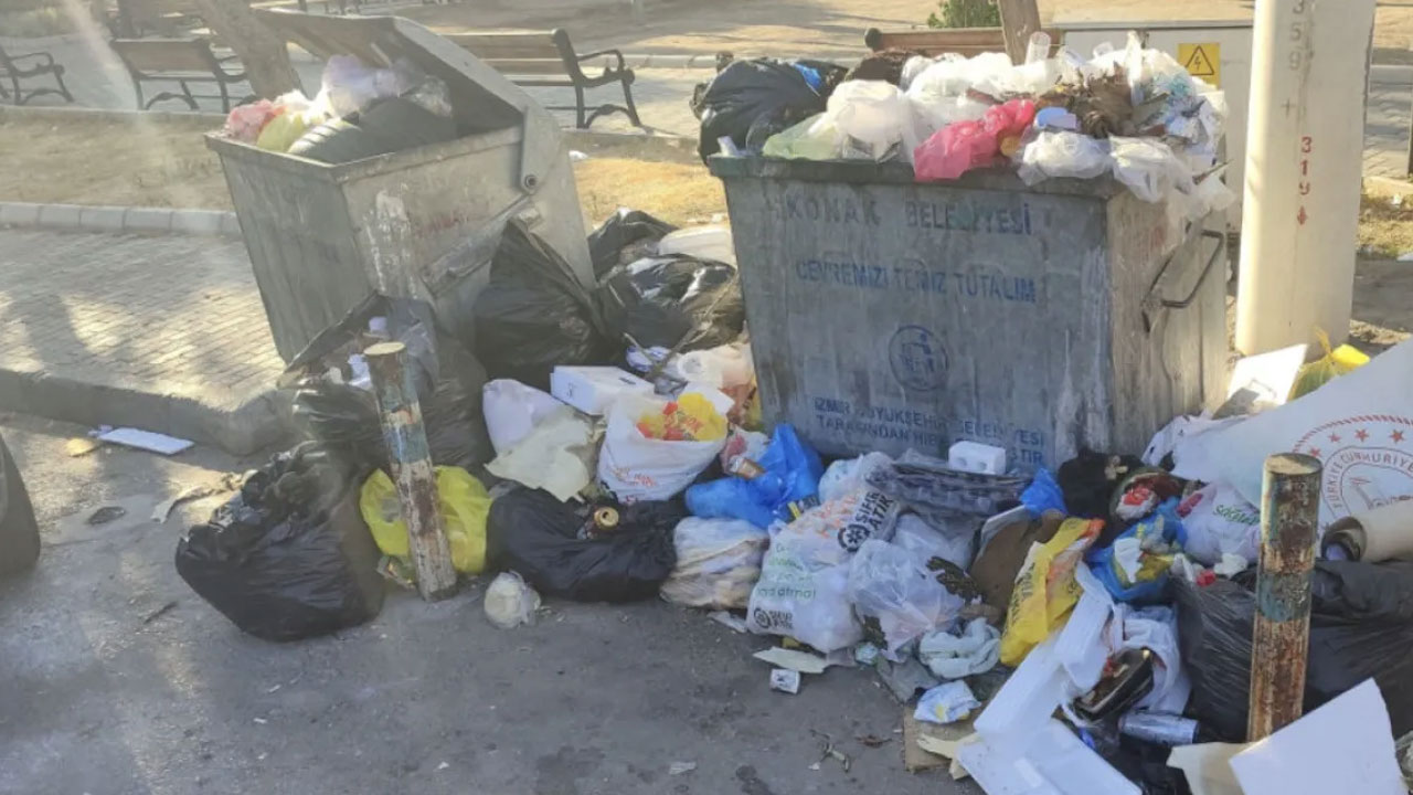 Foto - İzmir, Konak'ta mide bulandıran görüntüler