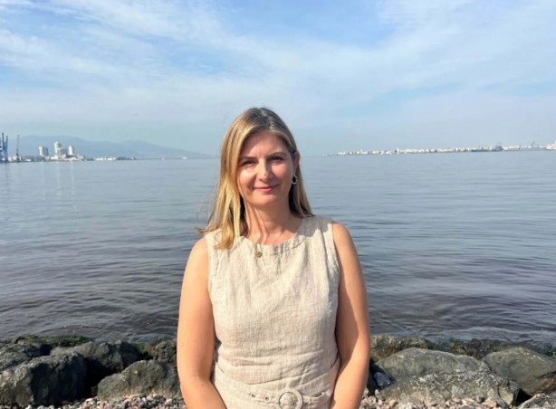 Foto - İzmir Körfezi kırmızıya büründü! Uzmanlar uyardı!