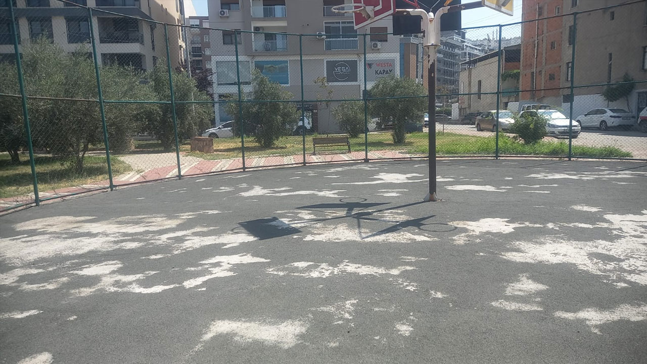 Foto - İzmir tel tel dökülüyor